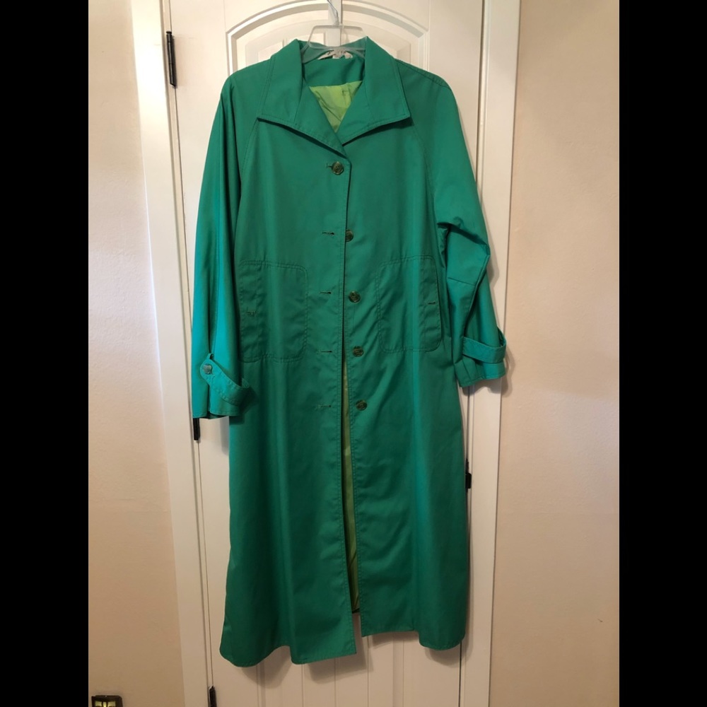 EUC Vintage Aquatogs bright green long raincoat.